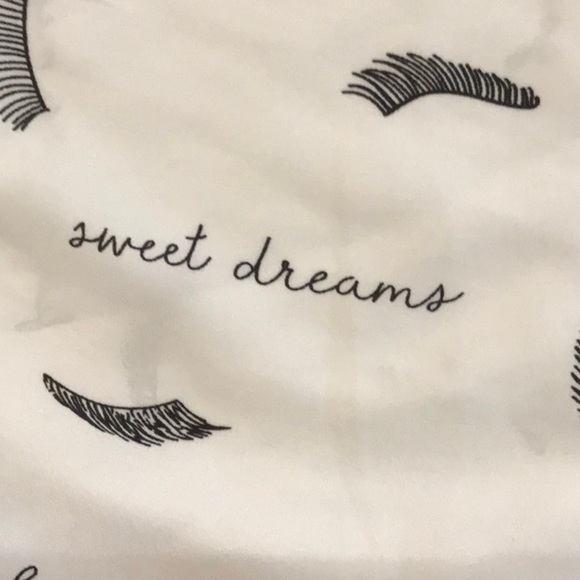 𝅺FOREVER 21 Size M Cute Satin Sleep Shorts - Picture 3 of 7